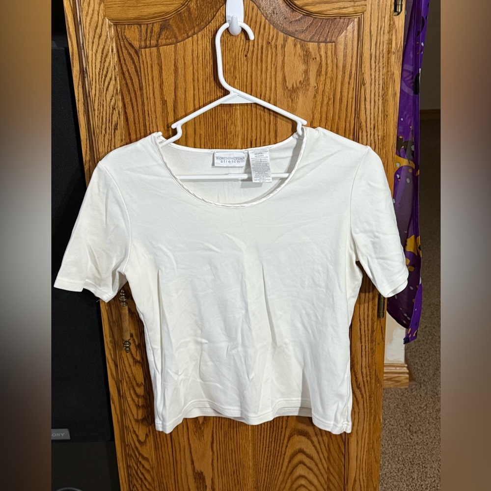 Worthington white Short Sleeve Tee